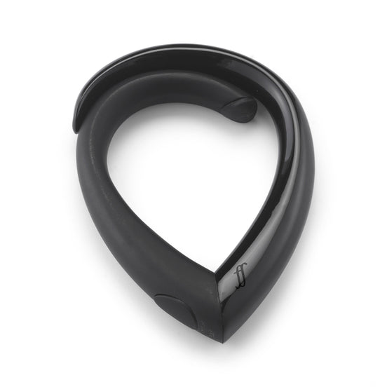 The Embrace – Black